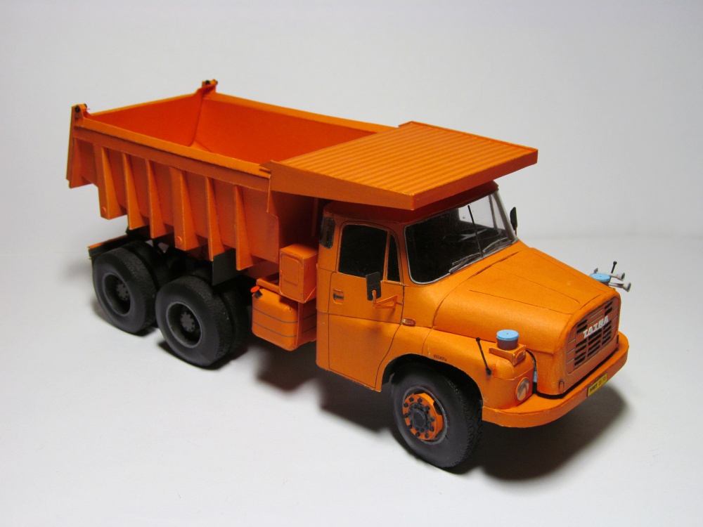 Tatra 148 S1 (Plná velikost v novém okně) Tatra 148 S1