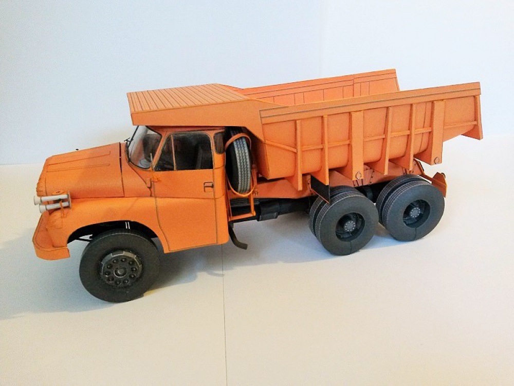 Tatra 148 S1 (Plná velikost v novém okně) Tatra 148 S1