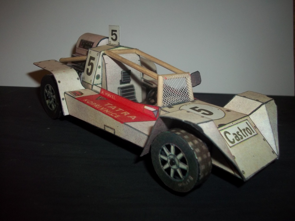 Tatra 613 cross
