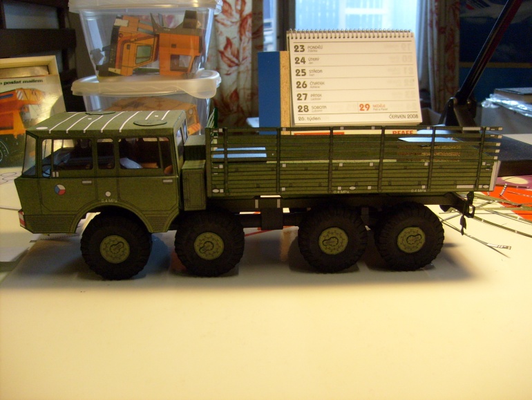 tatra813 (Plná velikost v novém okně) tatra813
