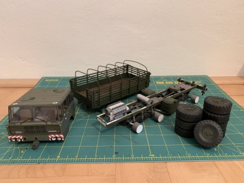 Tatra 813 8x8 Kolos
