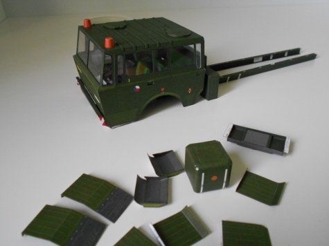 Tatra 813 8x8 Kolos Tatra 813 8x8 Kolos