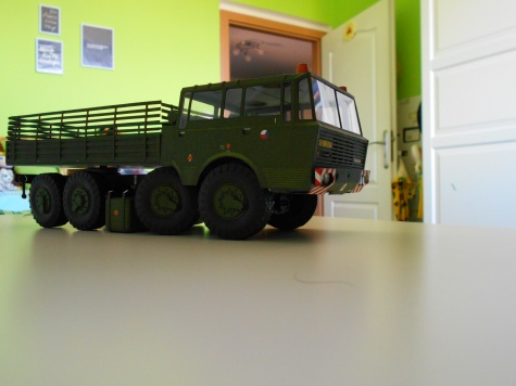 Tatra 813 8x8 Kolos Tatra 813 8x8 Kolos