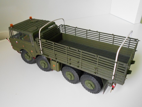 Tatra 813 8x8 Kolos Tatra 813 8x8 Kolos