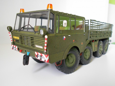 Tatra 813 8x8 Kolos Tatra 813 8x8 Kolos