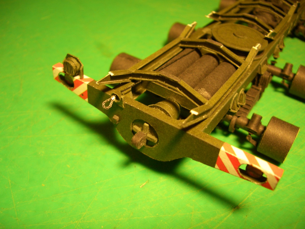 255689