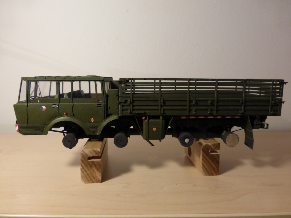 Tatra 813 8x8 Kolos (Plná velikost v novém okně) Tatra 813 8x8 Kolos