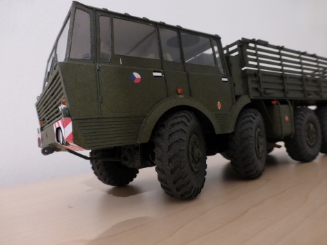 Tatra 813 8x8 Kolos Tatra 813 8x8 Kolos