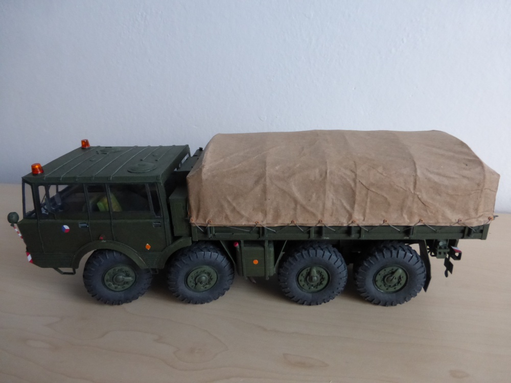 Tatra 813 8x8 Kolos (Plná velikost v novém okně) Tatra 813 8x8 Kolos