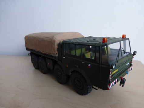 Tatra 813 8x8 Kolos Tatra 813 8x8 Kolos