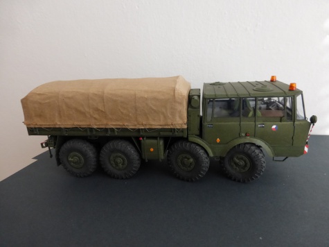 Tatra 813 8x8 Kolos Tatra 813 8x8 Kolos