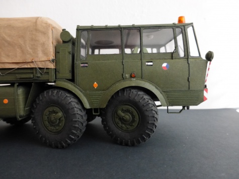 Tatra 813 8x8 Kolos Tatra 813 8x8 Kolos