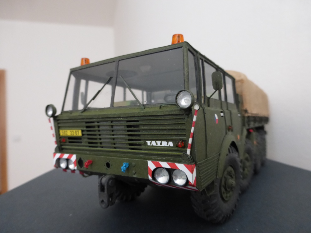 Tatra 813 8x8 Kolos (Plná velikost v novém okně) Tatra 813 8x8 Kolos