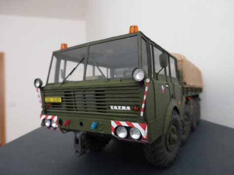 Tatra 813 8x8 Kolos Tatra 813 8x8 Kolos