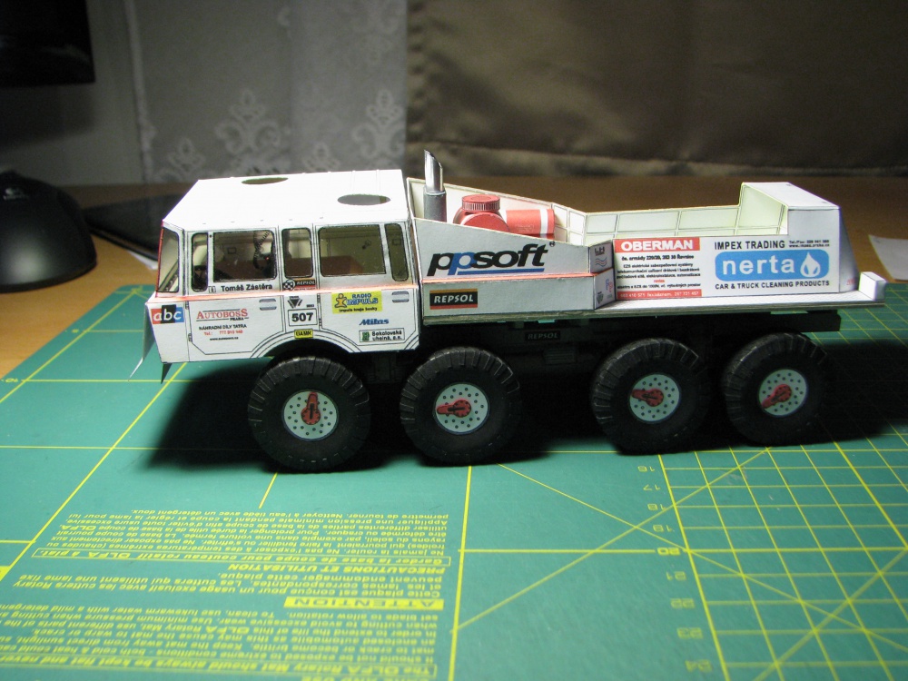 Tatra 813 ETT (Plná velikost v novém okně) Tatra 813 ETT