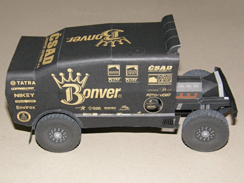 Tatra 815 2Z0 R45 12.400 4x4.1 BONVER (Plná velikost v novém okně) Tatra 815 2Z0 R45 12.400 4x4.1 BONVER