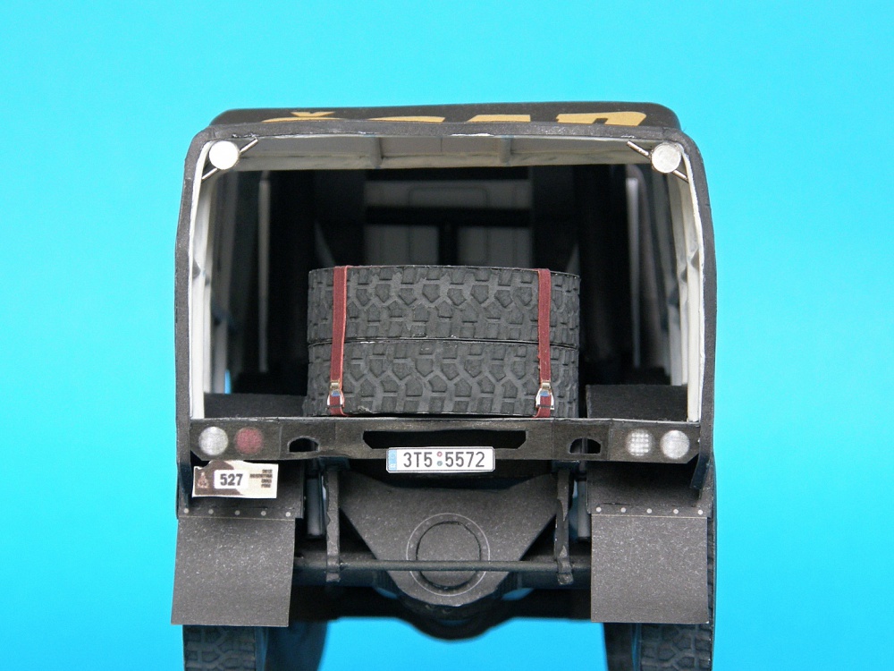 Tatra 815 2Z0 R45 12.400 4x4.1 BONVER (Plná velikost v novém okně) Tatra 815 2Z0 R45 12.400 4x4.1 BONVER