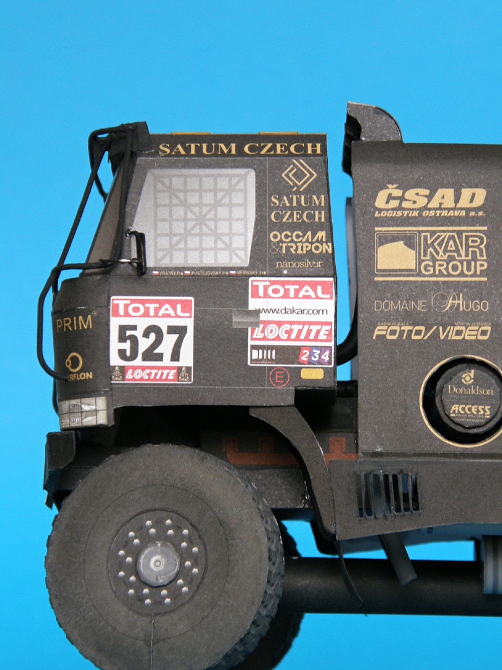 Tatra 815 2Z0 R45 12.400 4x4.1 BONVER (Plná velikost v novém okně) Tatra 815 2Z0 R45 12.400 4x4.1 BONVER
