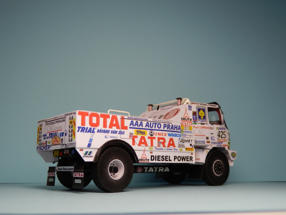Tatra 815 4x4 Karel Loprais 2001 (Plná velikost v novém okně) Tatra 815 4x4 Karel Loprais 2001