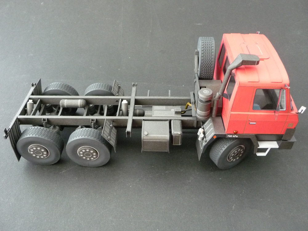 Tatra 815 6x6 rozmetadlo (Plná velikost v novém okně) Tatra 815 6x6 rozmetadlo