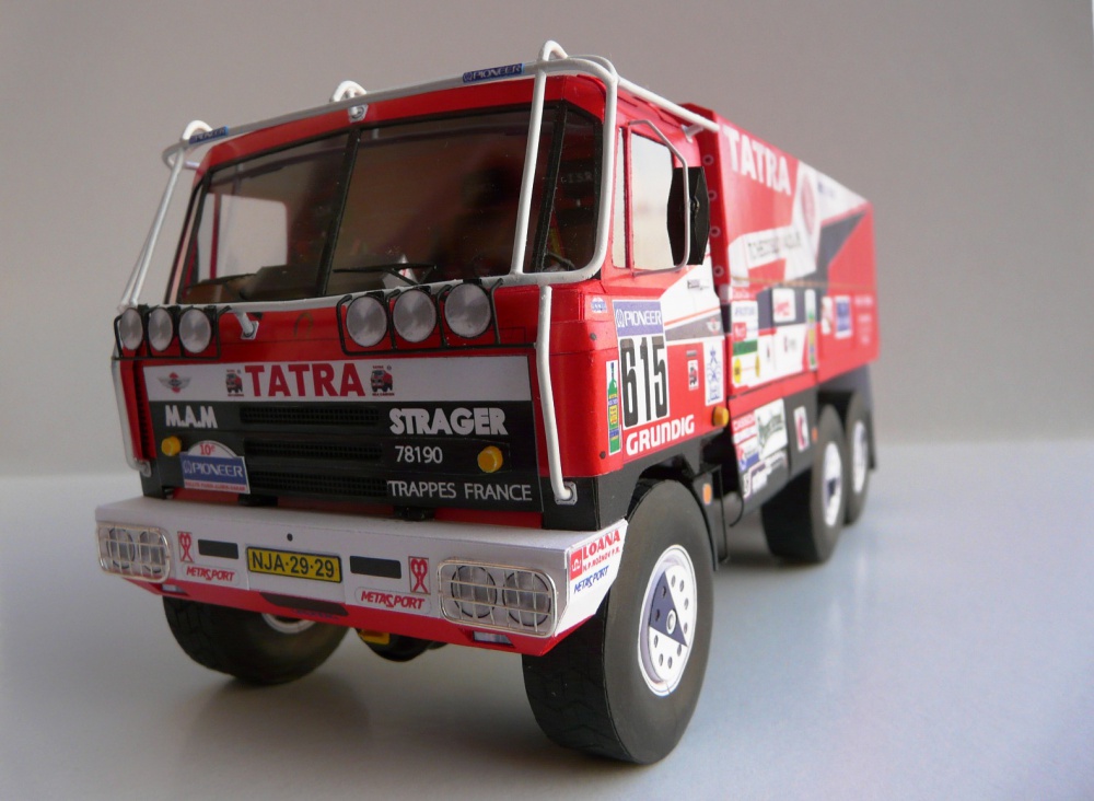 Tatra 815 6x6 VD 13 350 Dakar 1988 (Plná velikost v novém okně) Tatra 815 6x6 VD 13 350 Dakar 1988