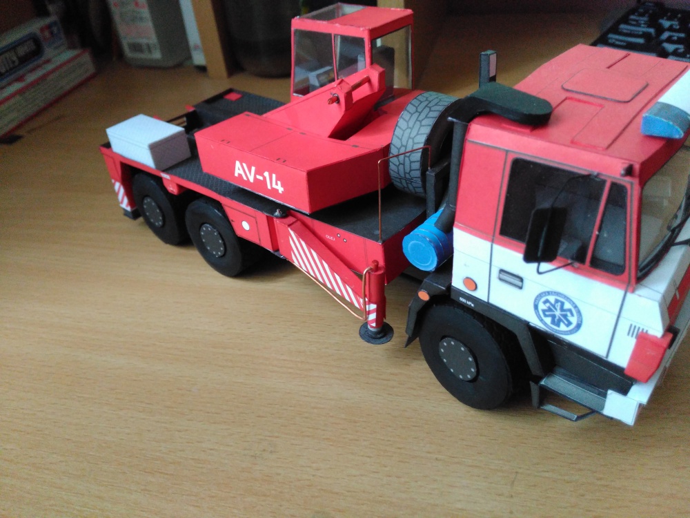 313111