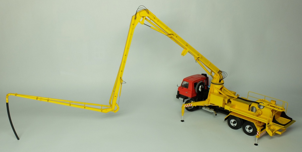 Tatra 815 betonpumpa (Plná velikost v novém okně) Tatra 815 betonpumpa