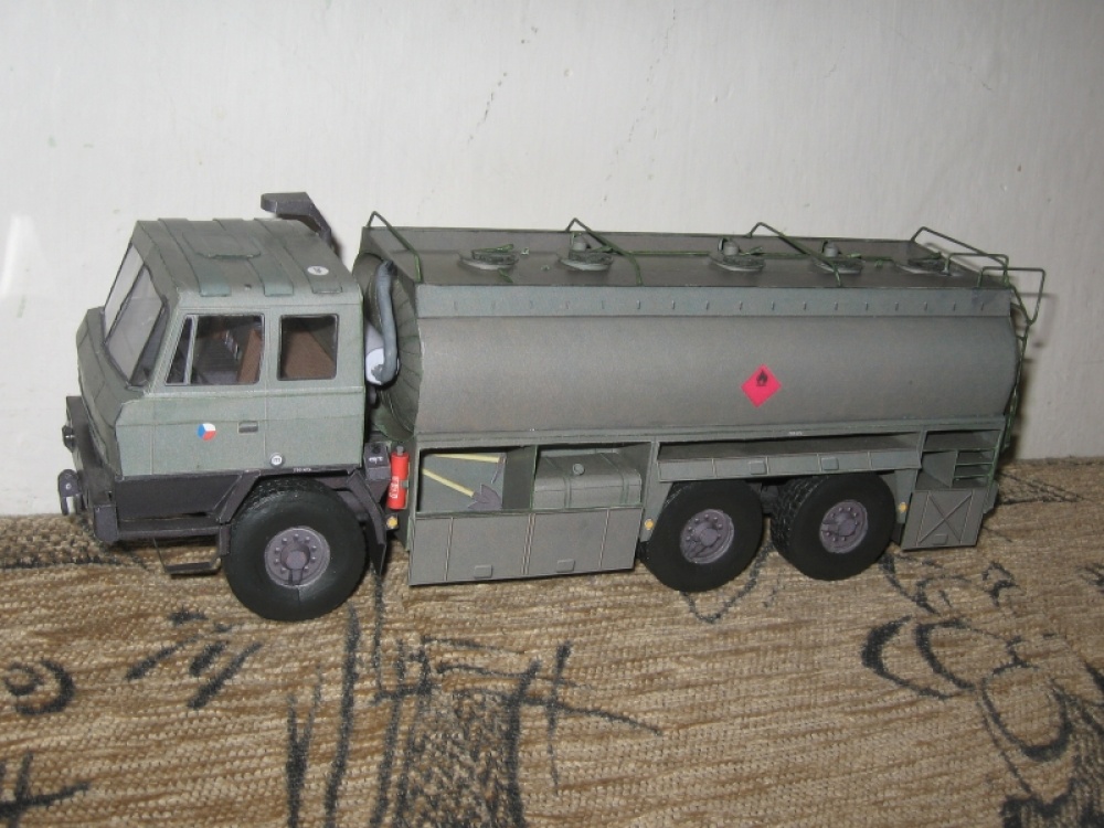 Tatra 815 CA-18 (Plná velikost v novém okně) Tatra 815 CA-18