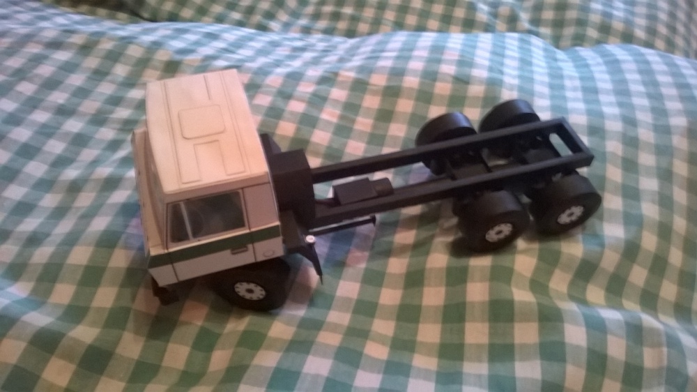 Tatra 815 CAS 6x6 Policie (Plná velikost v novém okně) Tatra 815 CAS 6x6 Policie