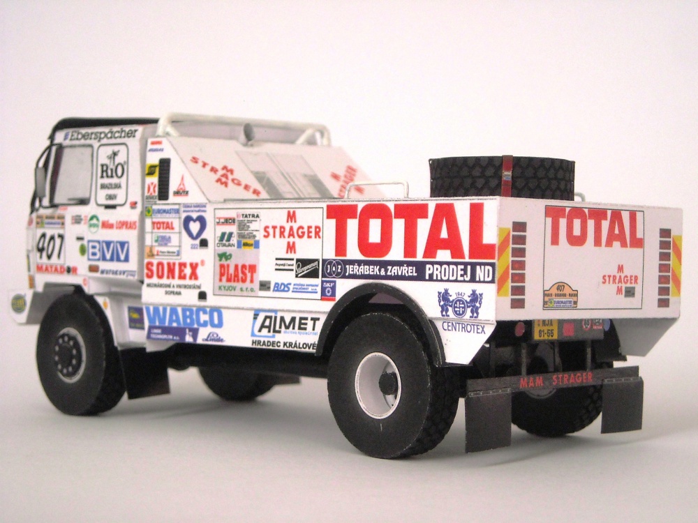 Tatra 815 Dakar 1998 - Blekota (Plná velikost v novém okně) Tatra 815 Dakar 1998 - Blekota