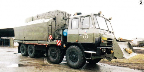 Tatra 815 PMS s radlicí BZ-T815 a břehovým dílem Tatra 815 PMS s radlicí BZ-T815 a břehovým dílem