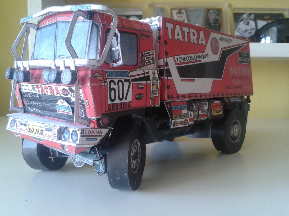 Tatra 815 VD 10 300 4x4 (Plná velikost v novém okně) Tatra 815 VD 10 300 4x4