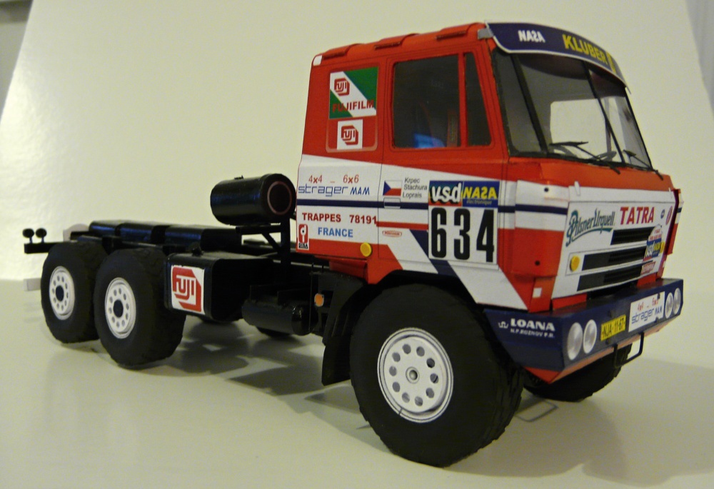 Tatra 815 VD13 350 6x6.1 Dakar 1986 (Plná velikost v novém okně) Tatra 815 VD13 350 6x6.1 Dakar 1986