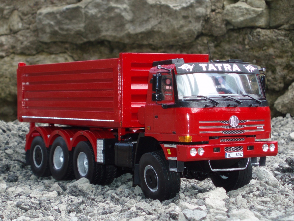 Tatra 8x8/4 (Plná velikost v novém okně) Tatra 8x8/4