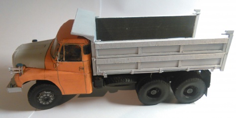 TATRA T-148 a T815