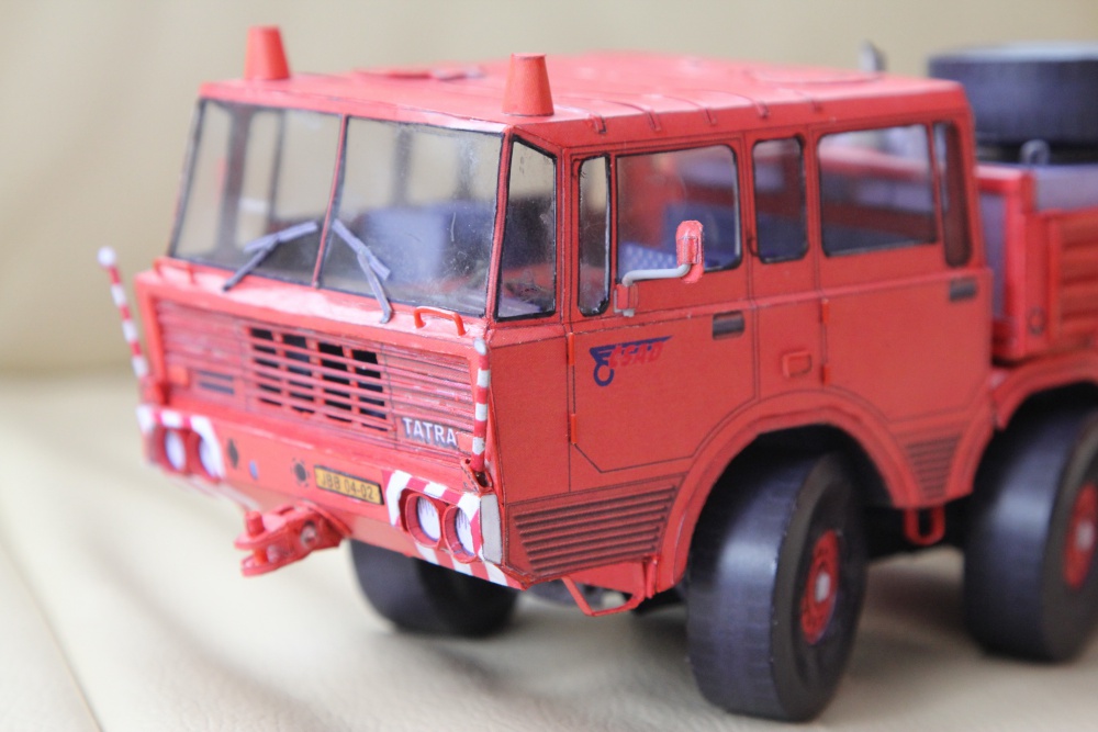 Tatra T813 TP 6x6 (Plná velikost v novém okně) Tatra T813 TP 6x6
