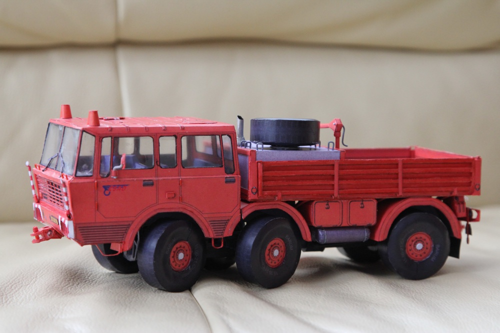 Tatra T813 TP 6x6 (Pln� velikost v nov�m okn�) Tatra T813 TP 6x6