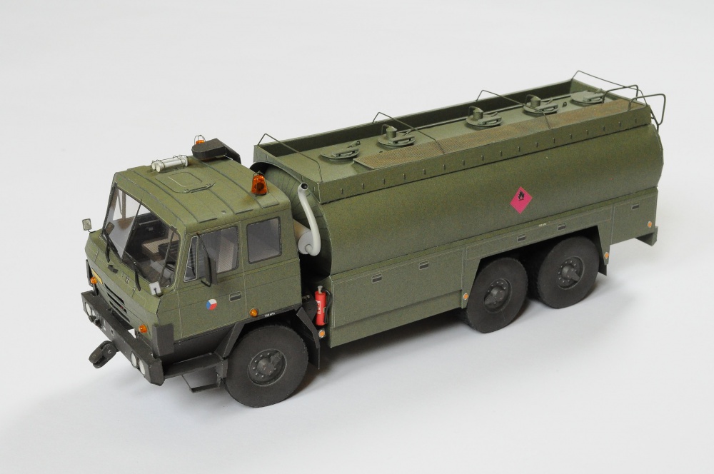 Tatra T815 CA-18 (Plná velikost v novém okně) Tatra T815 CA-18