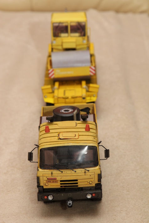 Tatra T815 T 24 265 6x6.1R + Transporta P-50 + Stavostroj VV 100 Tatra T815 T 24 265 6x6.1R + Transporta P-50 + Stavostroj VV 100