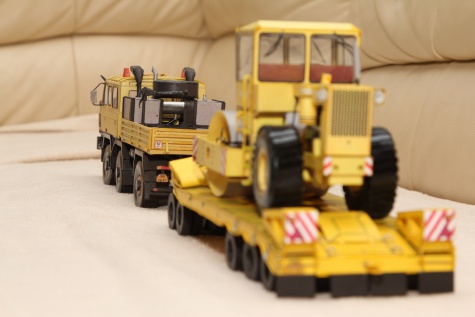 Tatra T815 T 24 265 6x6.1R + Transporta P-50 + Stavostroj VV 100 Tatra T815 T 24 265 6x6.1R + Transporta P-50 + Stavostroj VV 100