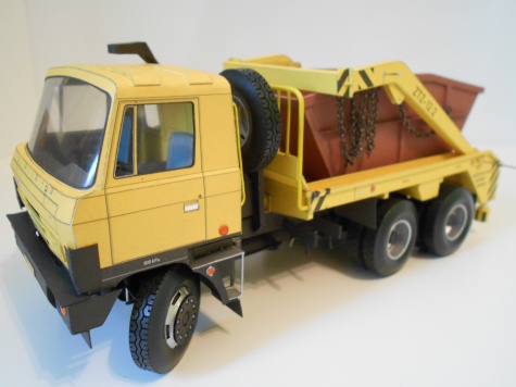 Tatra T815 ZTZ-12.2 - ramenový nakladač Tatra T815 ZTZ-12.2 - ramenový nakladač