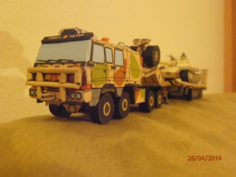 Tatra T-816TTT + KOGEL tankovy naves + tank T-55 Tatra T-816TTT + KOGEL tankovy naves + tank T-55