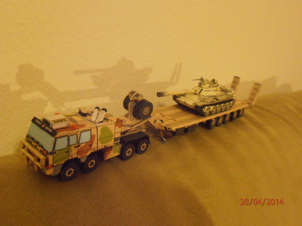 Tatra T-816TTT + KOGEL tankovy naves + tank T-55 (Pln� velikost v nov�m okn�) Tatra T-816TTT + KOGEL tankovy naves + tank T-55