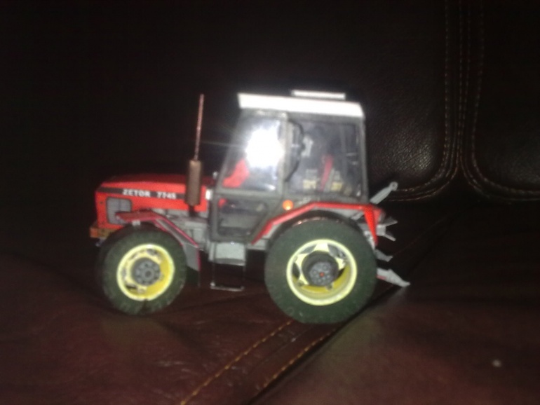 ZETOR 7745 (Plná velikost v novém okně) ZETOR 7745