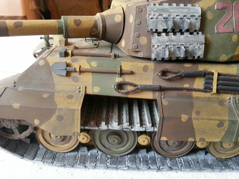 TIGER II King tiger (Plná velikost v novém okně) TIGER II King tiger