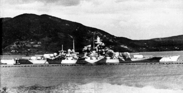 TIRPITZ (Plná velikost v novém okně) TIRPITZ