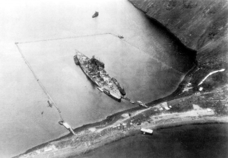 TIRPITZ (Plná velikost v novém okně) TIRPITZ