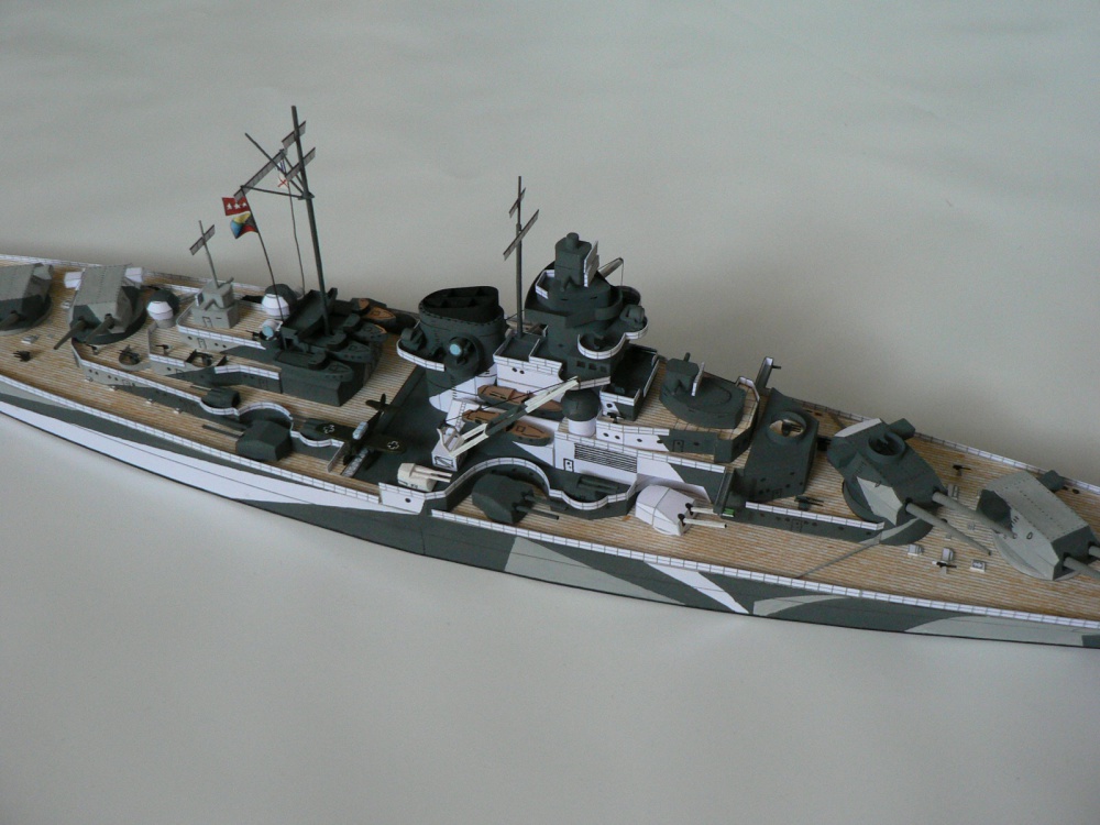 Tirpitz (Plná velikost v novém okně) Tirpitz