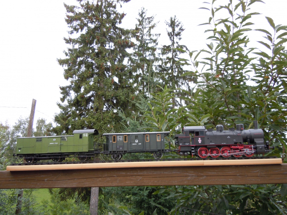 296580