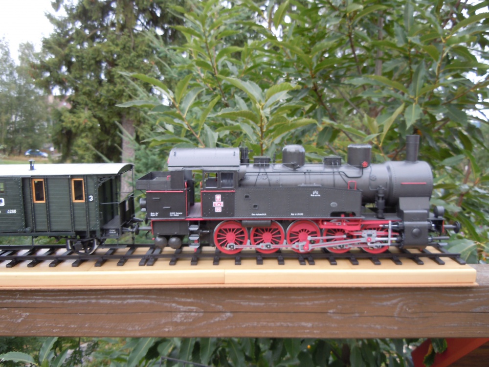 296583